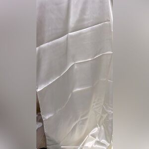 Satin ivory shawls (8)